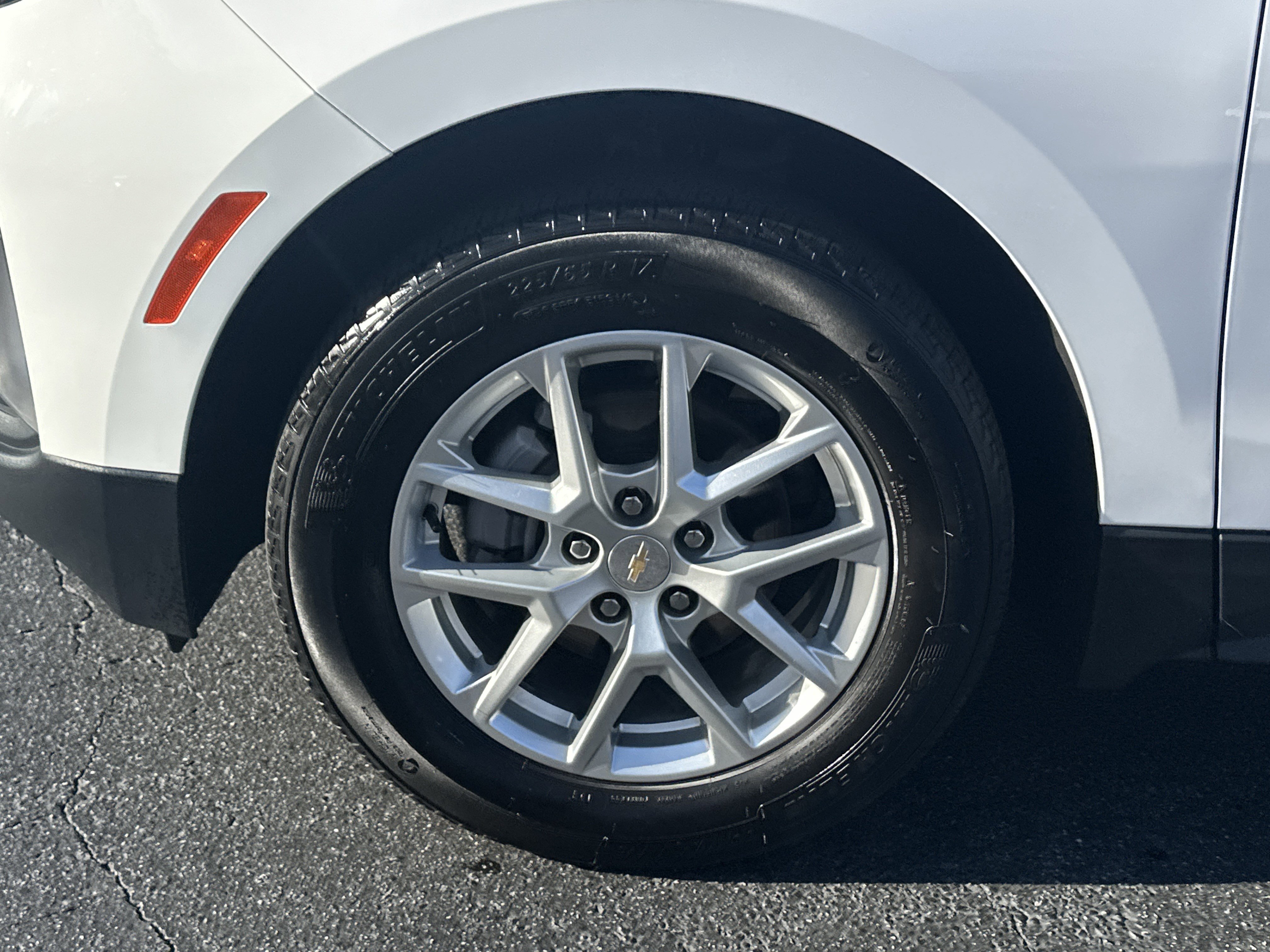 Certified 2023 Chevrolet Equinox LT image 13