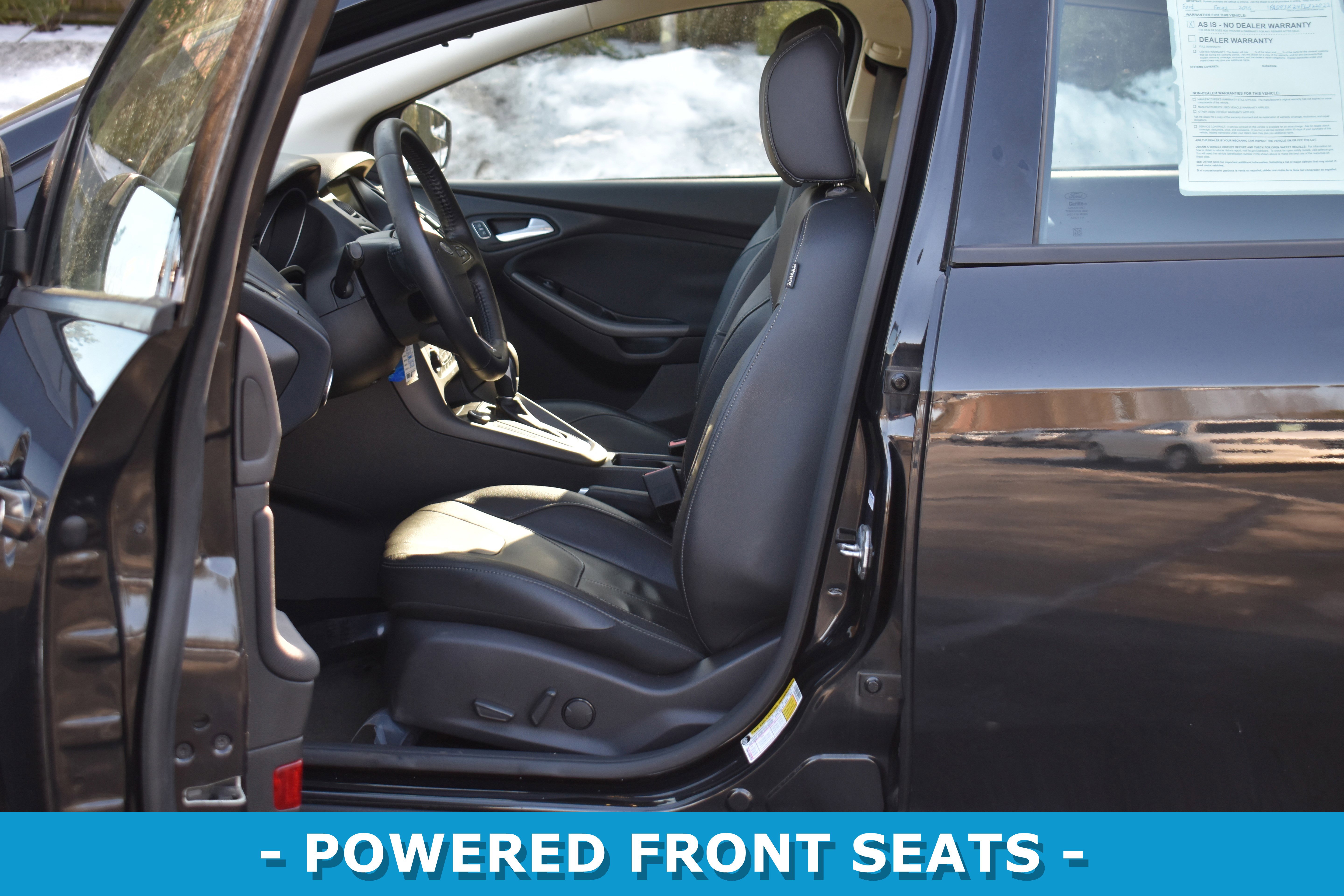 Used 2015 Ford Focus SE w/ Equipment Group 201A image 4