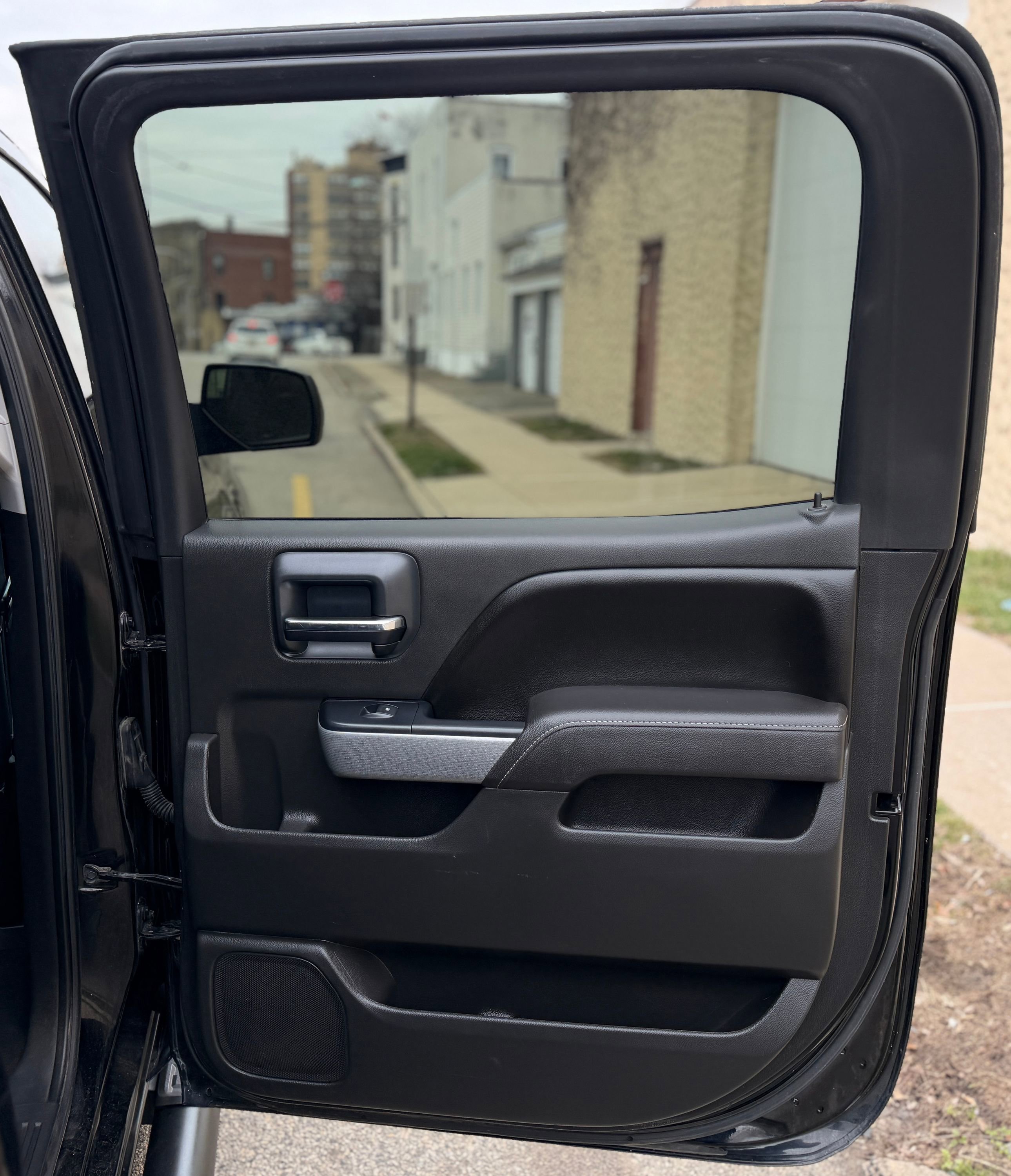 Used 2017 Chevrolet Silverado 1500 LT w/ All Star Edition image 26