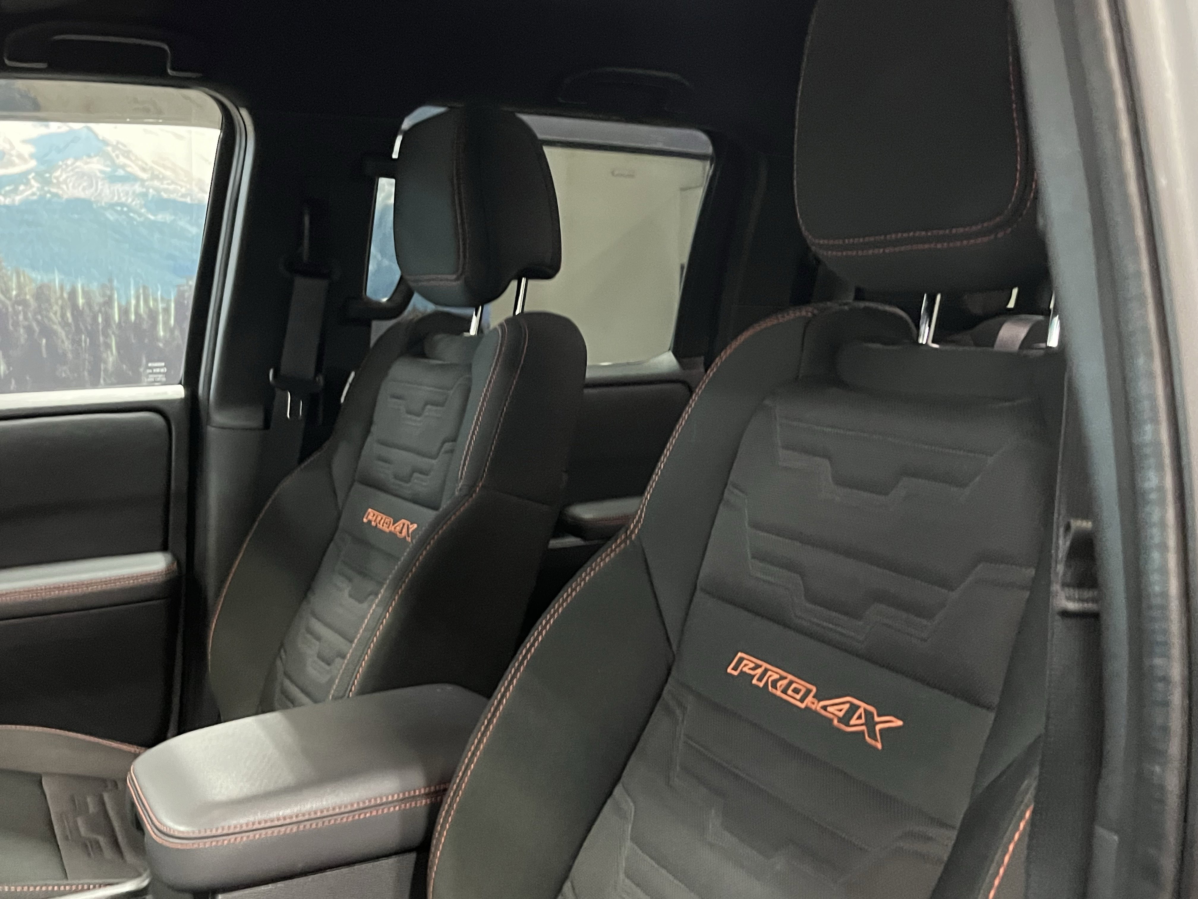 Used 2024 Nissan Frontier PRO-4X w/ Pro Convenience Package AWD/4WD image 21