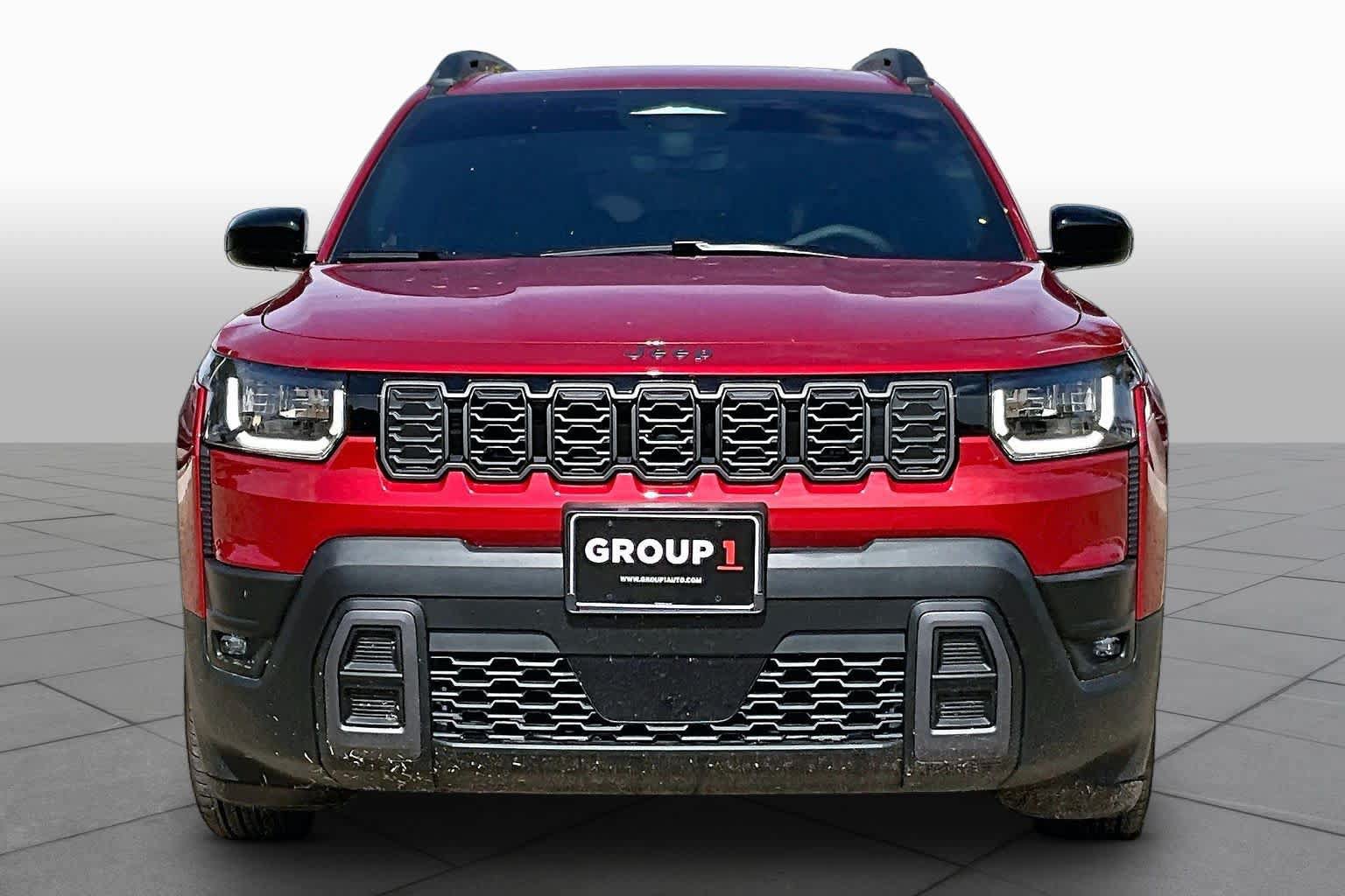 Used 2026 Jeep Cherokee Laredo AWD/4WD image 3