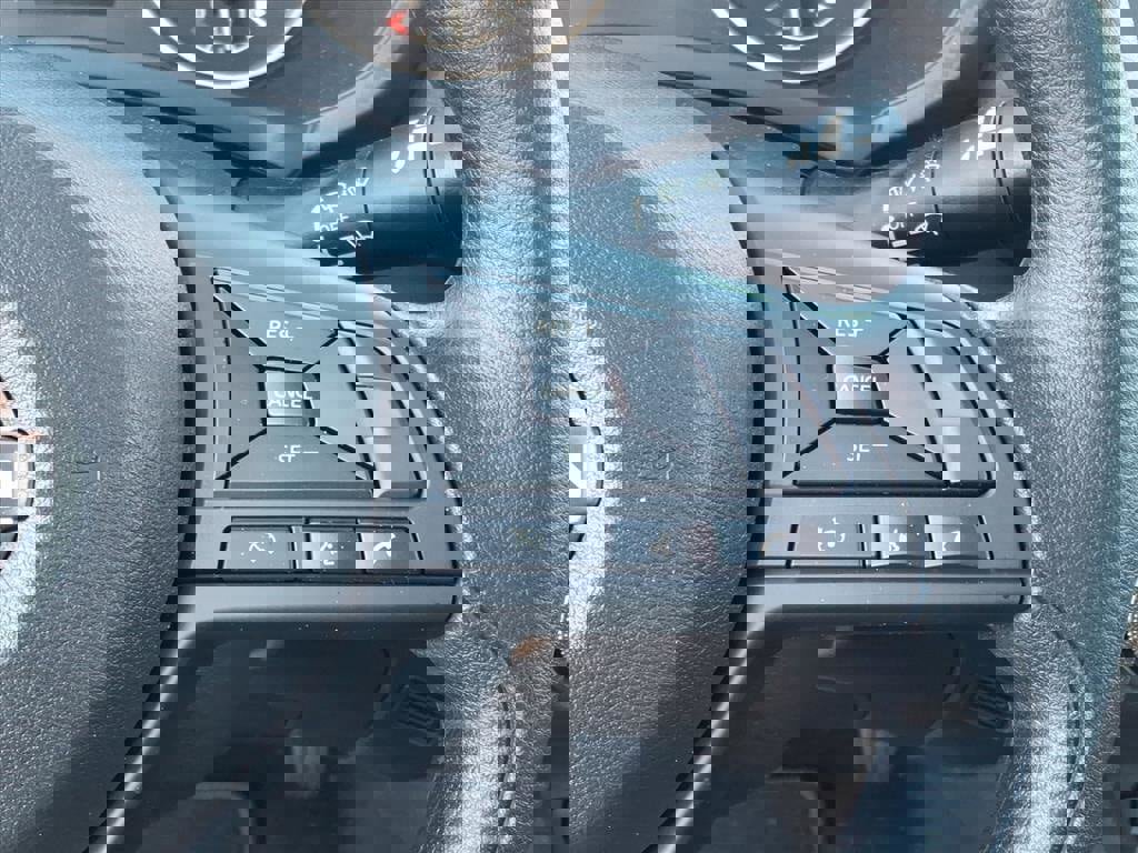 Used 2025 Nissan Sentra S image 19