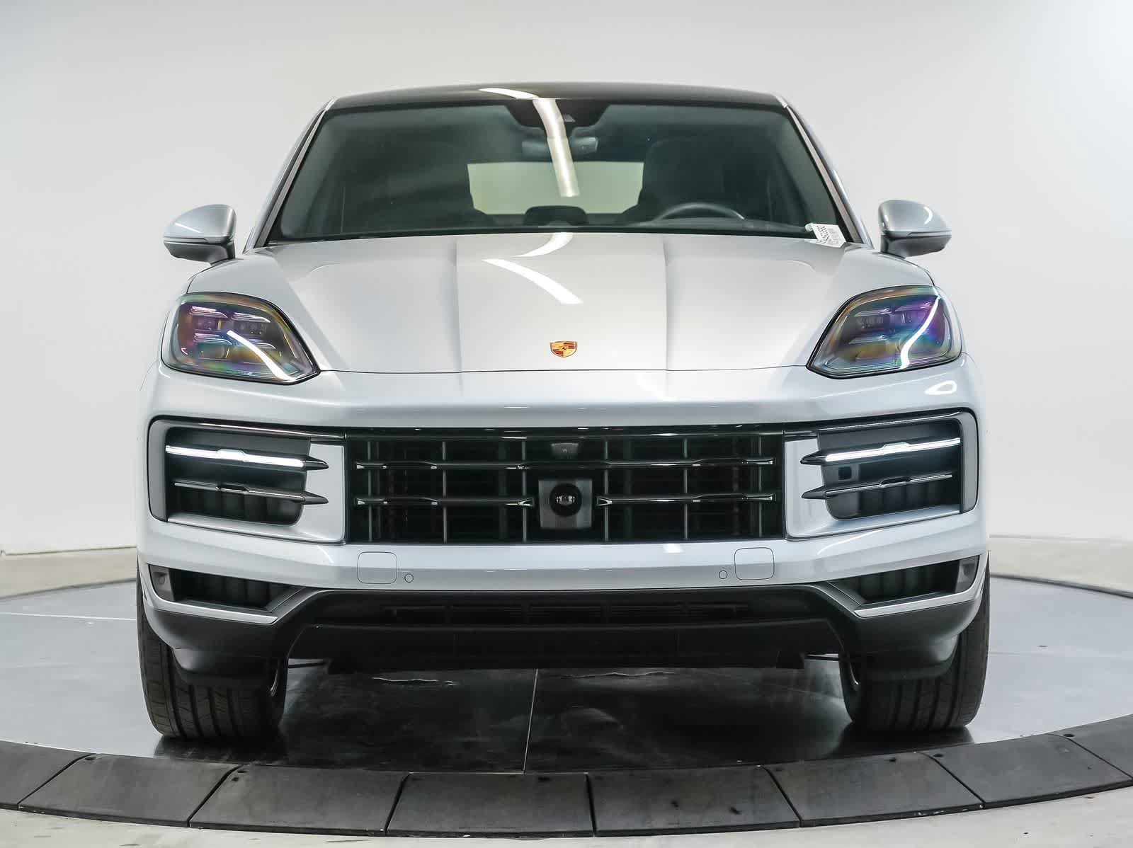 Certified 2026 Porsche Cayenne S AWD/4WD image 6