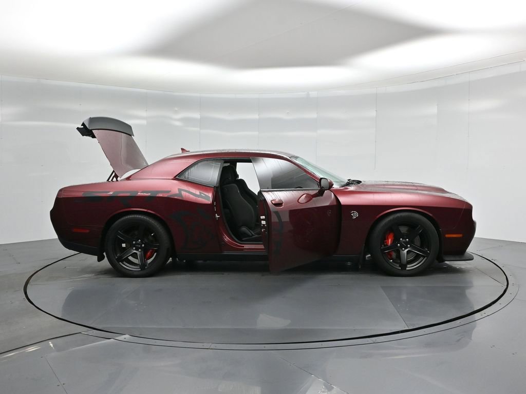 Used 2019 Dodge Challenger SRT Hellcat image 5