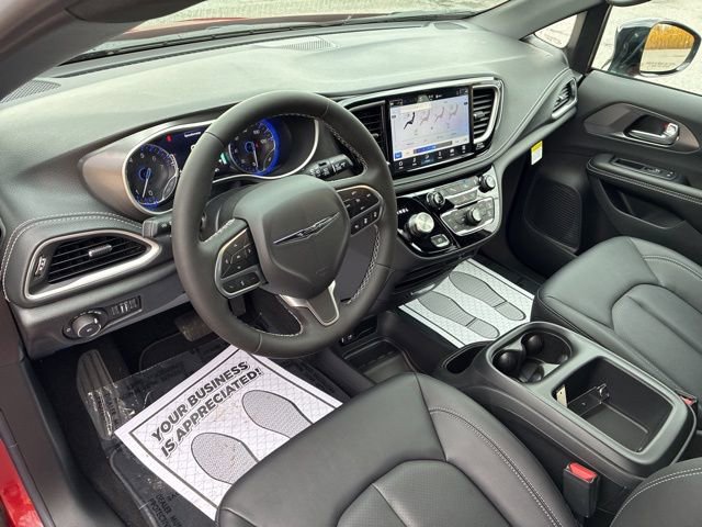 New 2026 Chrysler Pacifica Select image 12