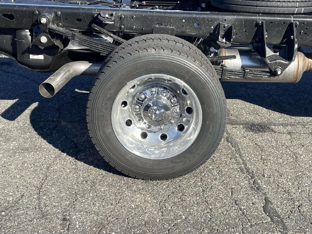 New 2026 RAM 4500 Tradesman w/ Chrome Appearance Group AWD/4WD image 12