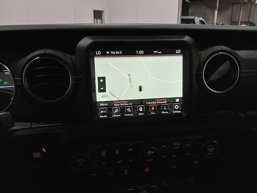 Used 2022 Jeep Wrangler Unlimited Sahara w/ Cold Weather Group AWD/4WD image 22