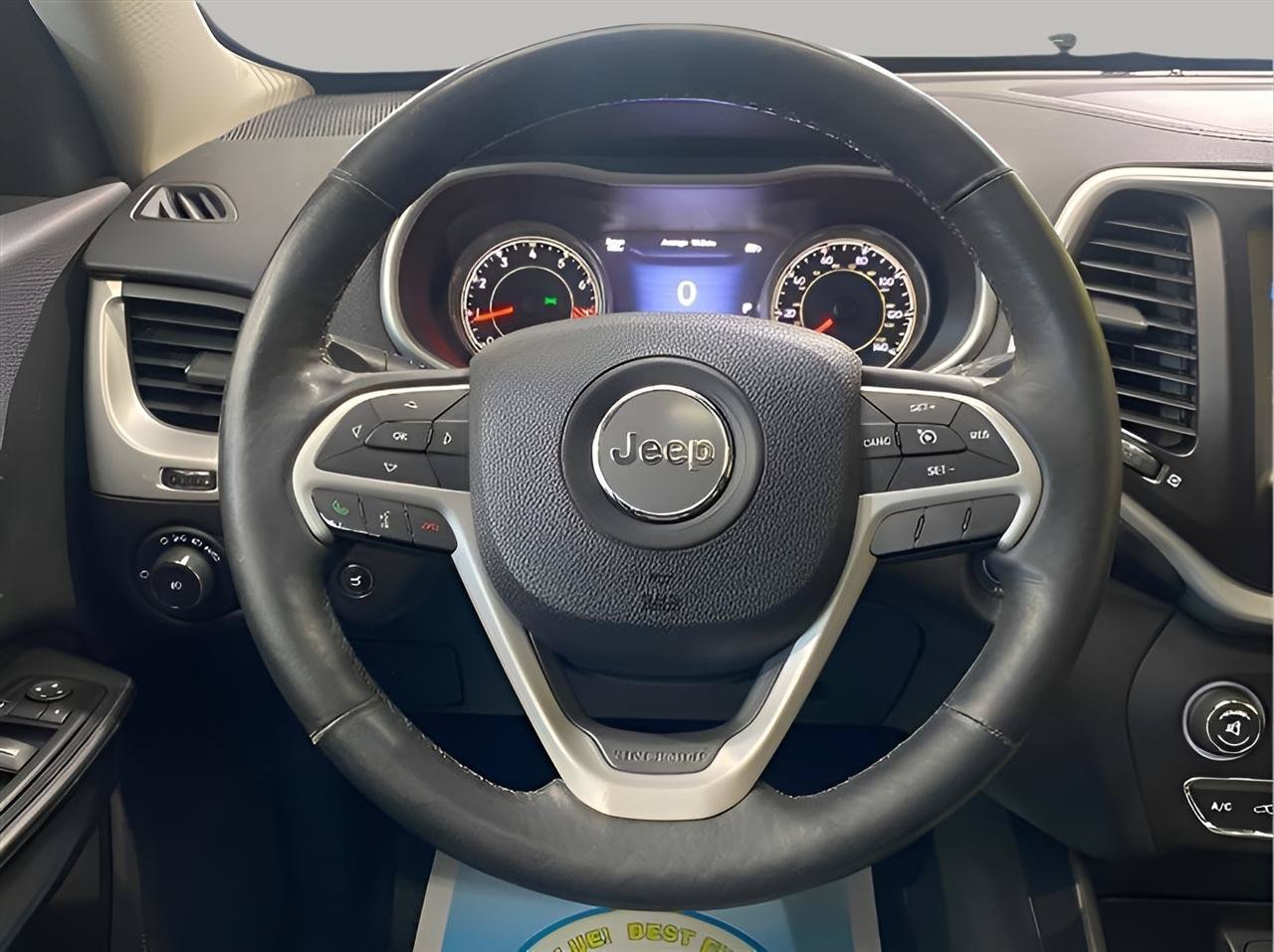 Used 2014 Jeep Cherokee Limited w/ Luxury Group FWD image 15