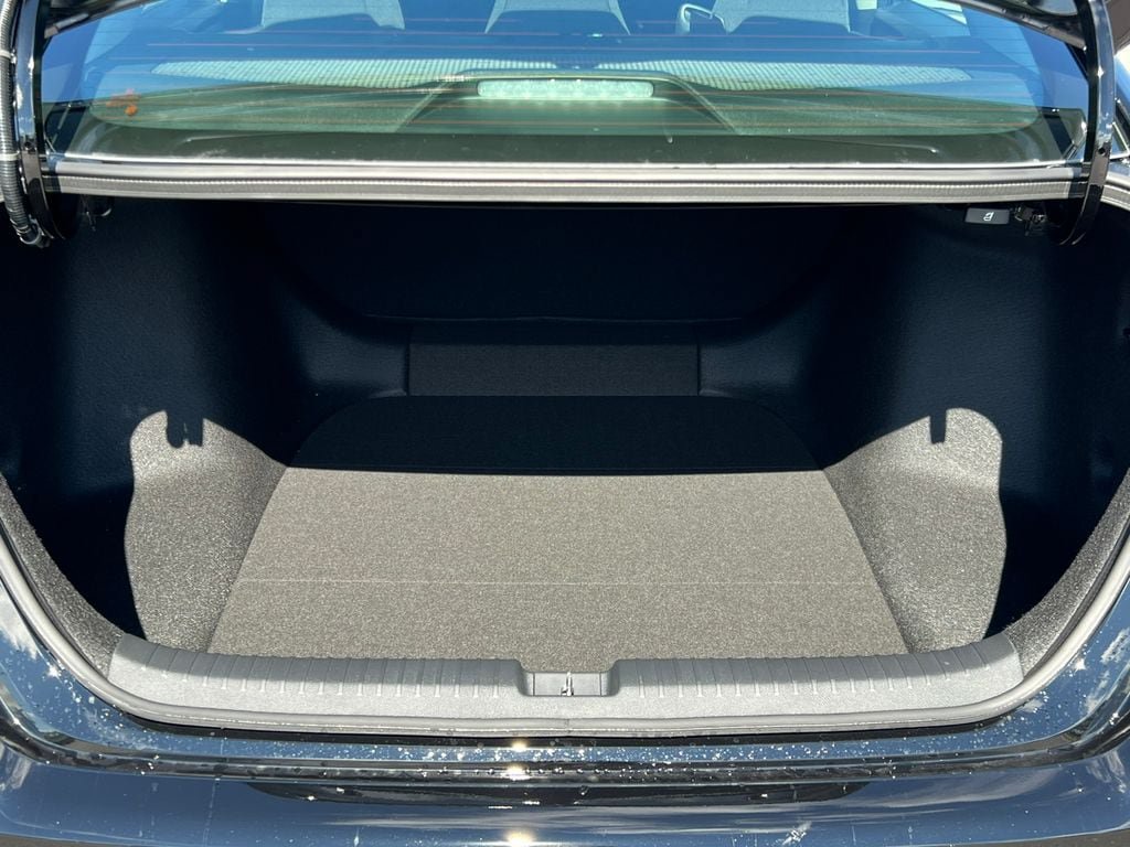 New 2026 Honda Accord LX image 32