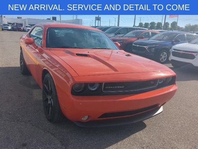 Used 2013 Dodge Challenger R/T RWD image 7