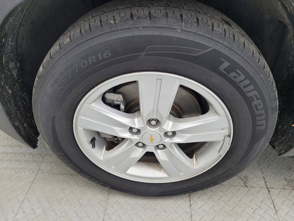 Used 2020 Chevrolet Trax LS w/ Tint and Cruise Package image 31