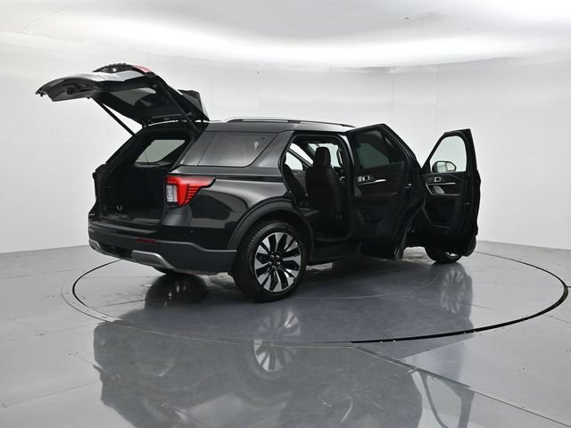 Certified 2025 Ford Explorer Platinum w/ LUX Leather Package AWD/4WD image 55