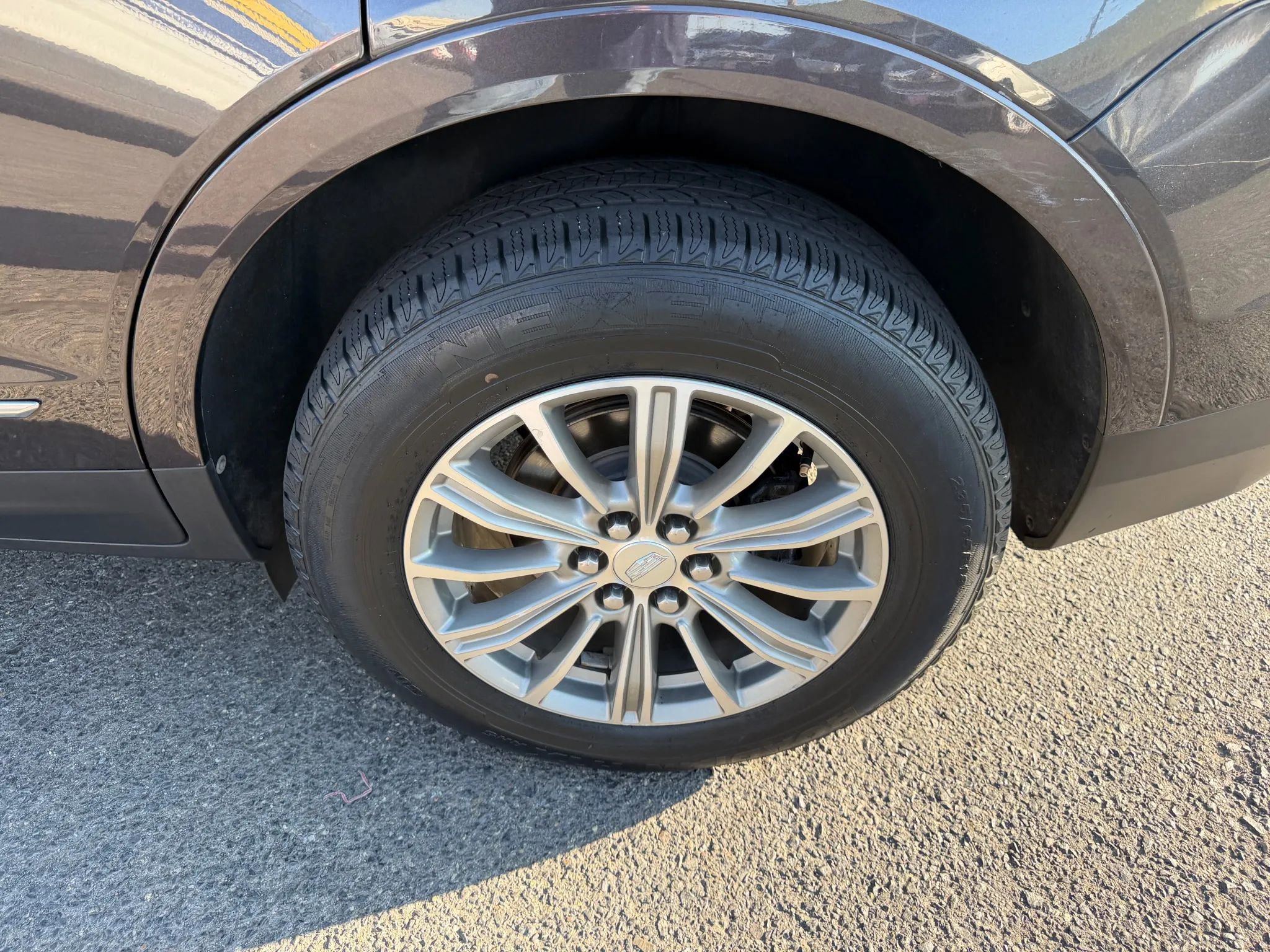Used 2017 Cadillac XT5 Luxury w/ Driver Awareness Package FWD image 19
