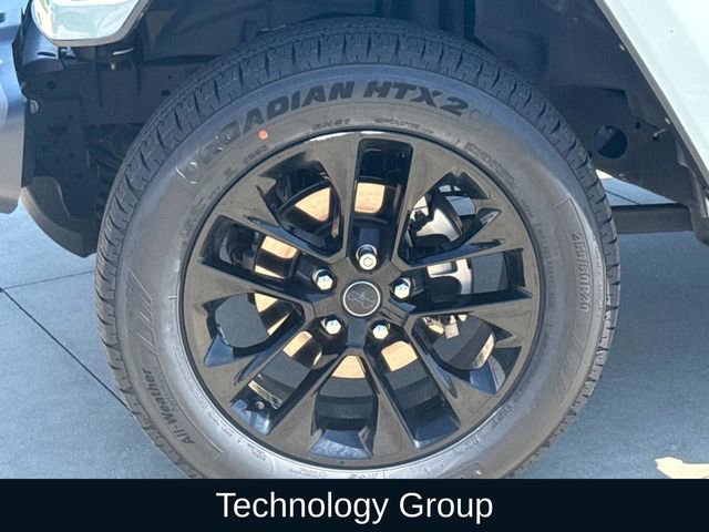 Used 2024 Jeep Wrangler Unlimited Sahara w/ Technology Group AWD/4WD image 5