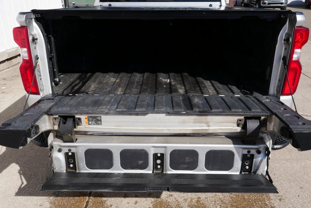 Used 2022 Chevrolet Silverado 3500 LTZ w/ LTZ Premium Package image 30