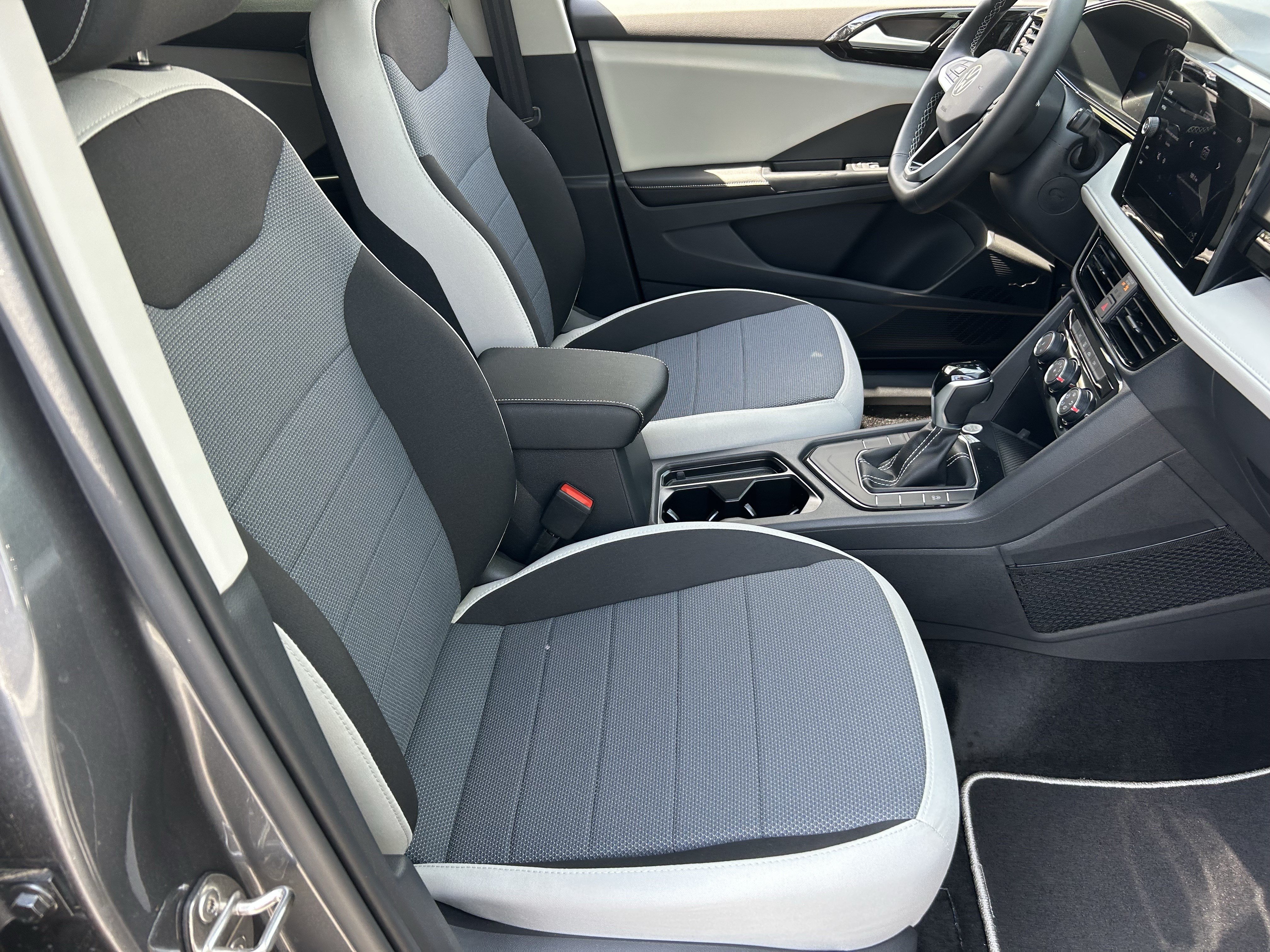 New 2026 Volkswagen Taos S FWD image 8