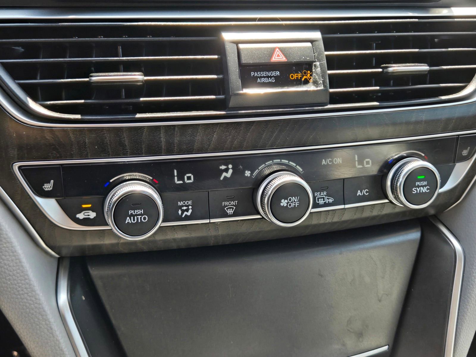 Used 2020 Honda Accord EX image 22