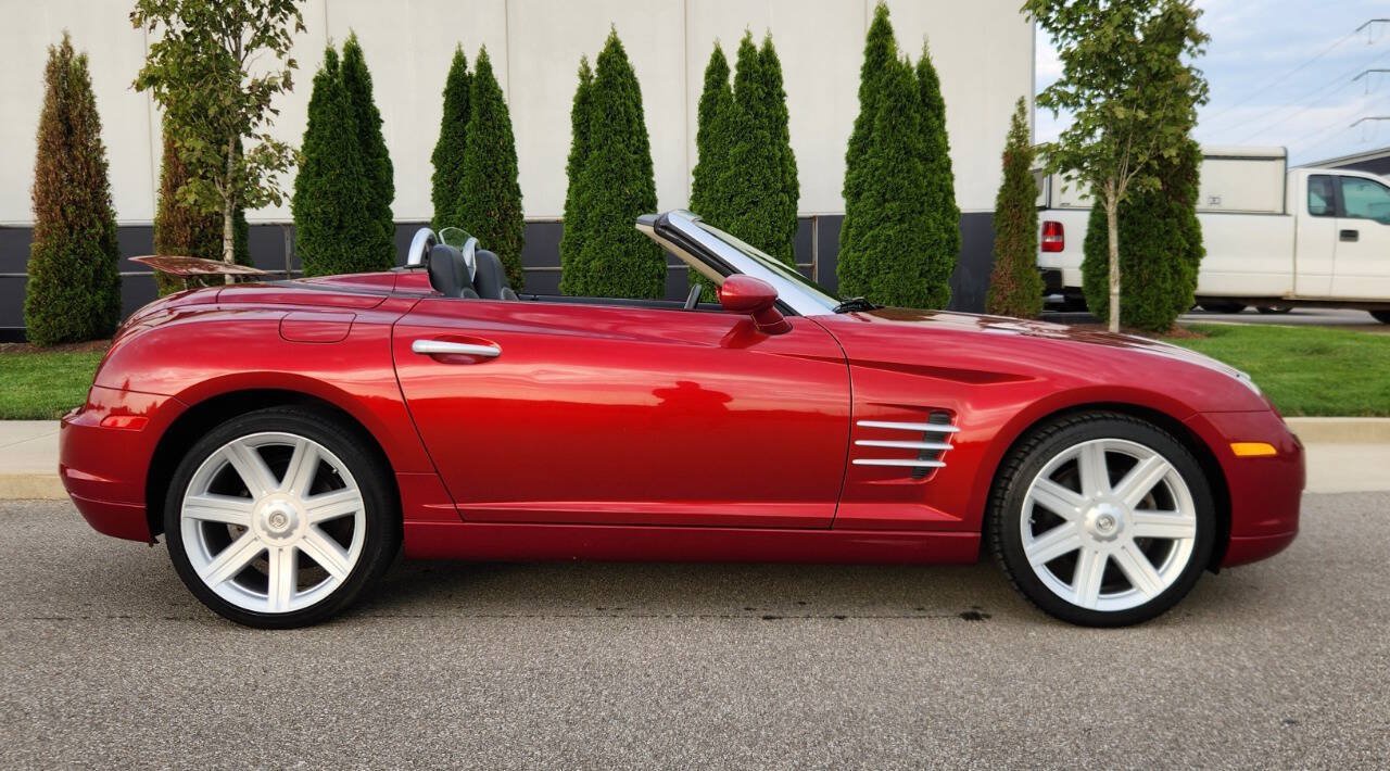 Used 2005 Chrysler Crossfire Limited RWD image 5