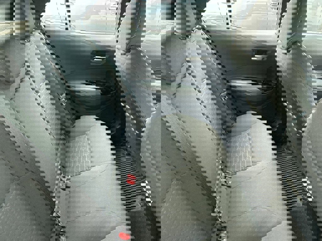 Used 2024 Toyota Corolla SE image 4