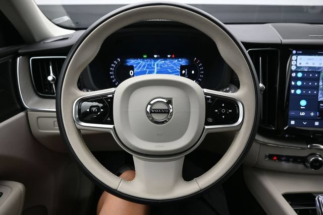 Used 2024 Volvo XC60 B5 Ultimate w/ Protection Package Premier AWD/4WD image 25