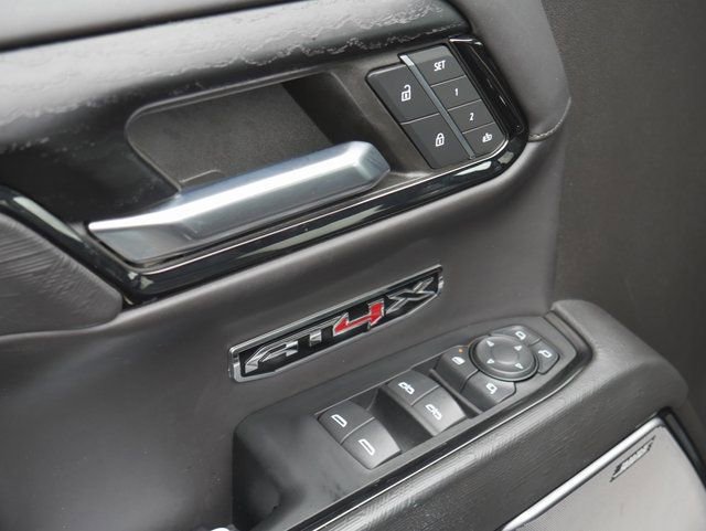 Used 2023 GMC Sierra 1500 AT4X image 17