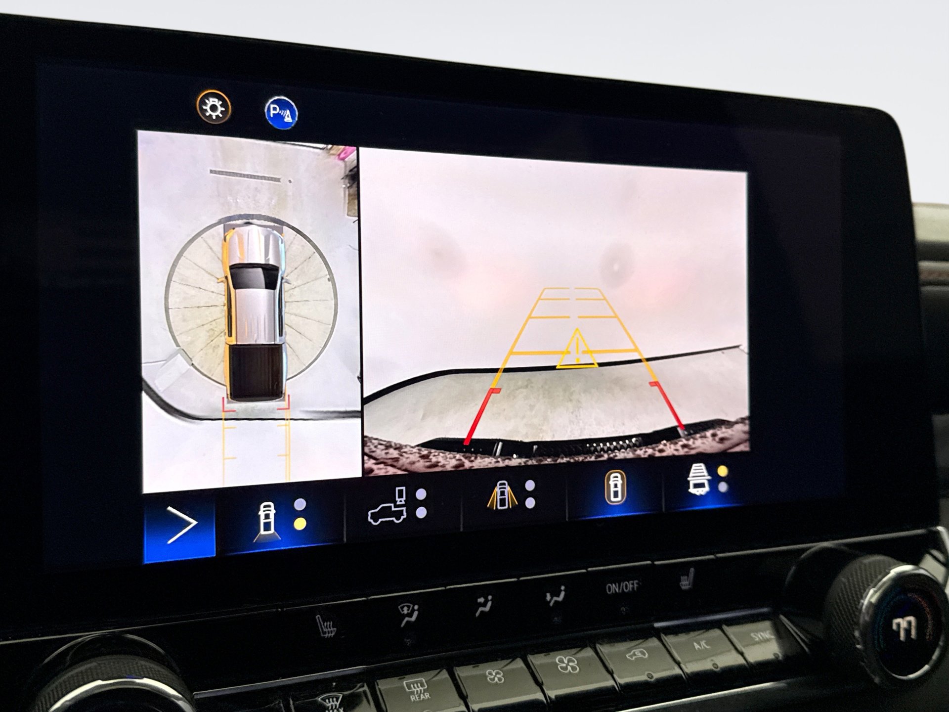 Used 2024 Chevrolet Colorado Z71 w/ Z71 Convenience Package 2 image 15