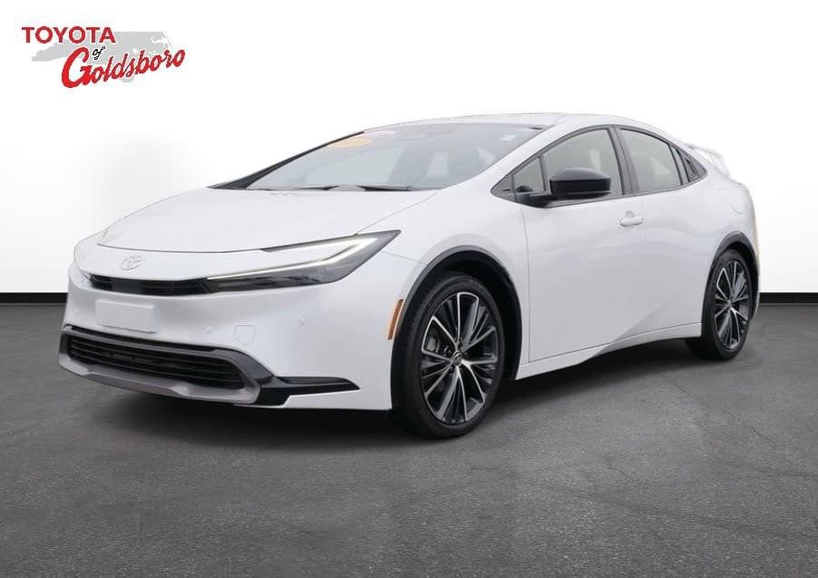 Used 2025 Toyota Prius XLE