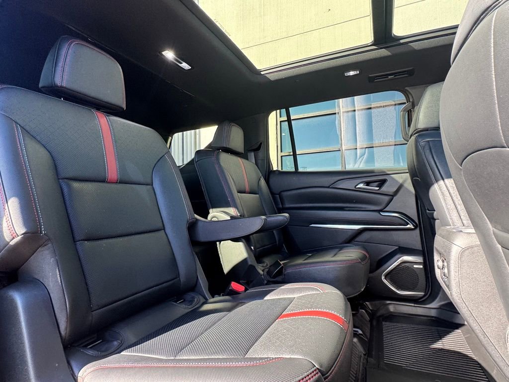 Used 2024 Chevrolet Traverse RS w/ LPO, Floor Liner Package image 21