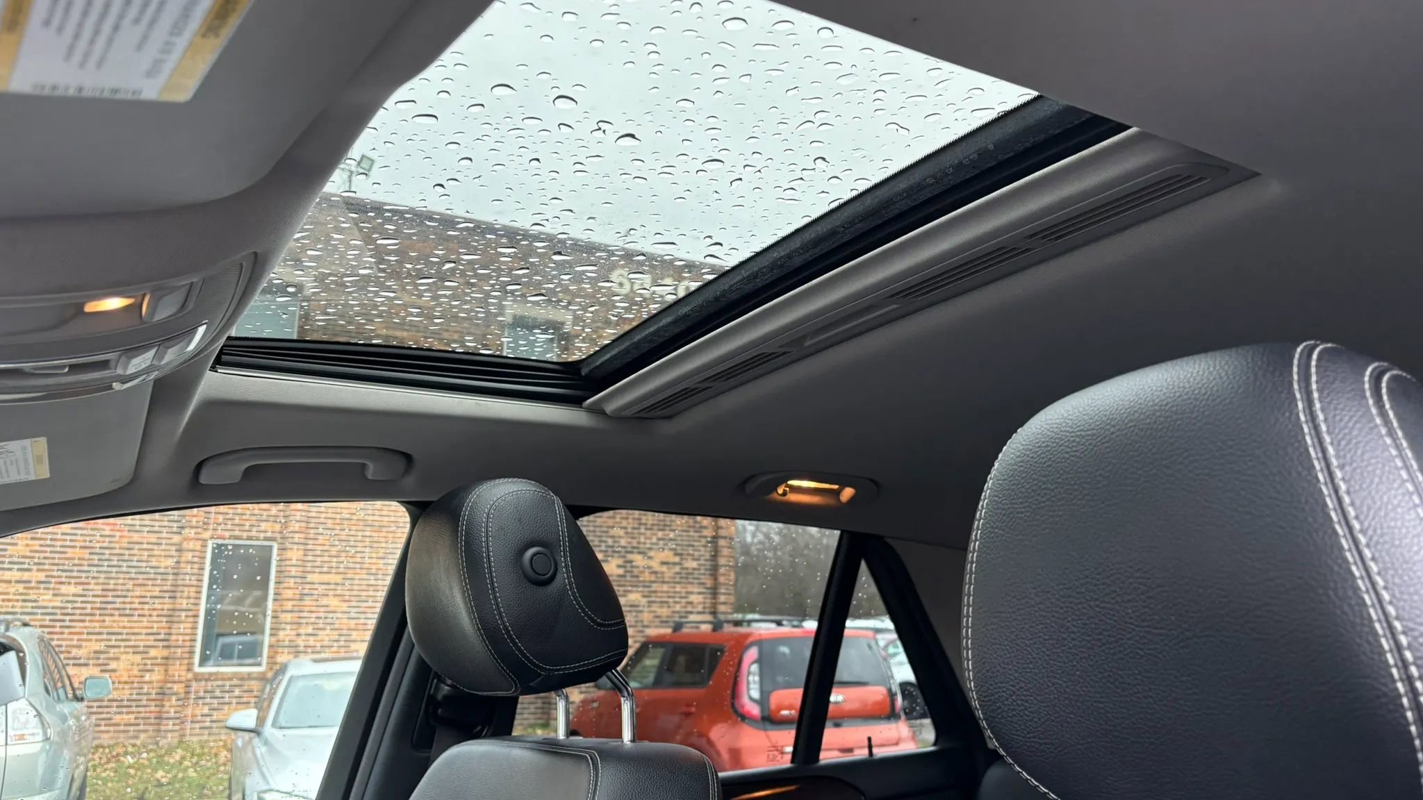 Used 2015 Mercedes-Benz ML 350 4MATIC image 31