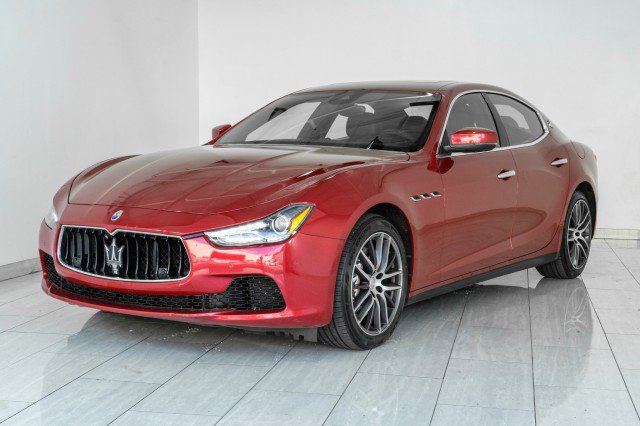 Used 2017 Maserati Ghibli S Q4 AWD/4WD image 4