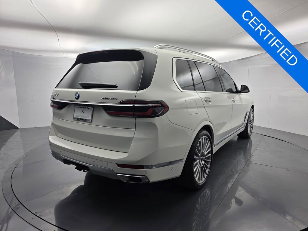 Certified 2026 BMW X7 xDrive40i image 4