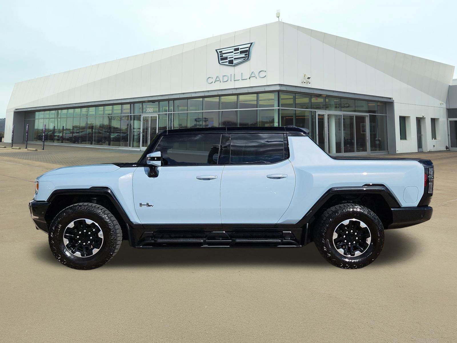 Used 2024 GMC Hummer EV 2X w/ Extreme Off-Road Package AWD/4WD image 3