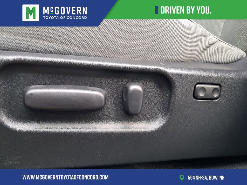Used 2022 Toyota Tacoma SR5 AWD/4WD image 14