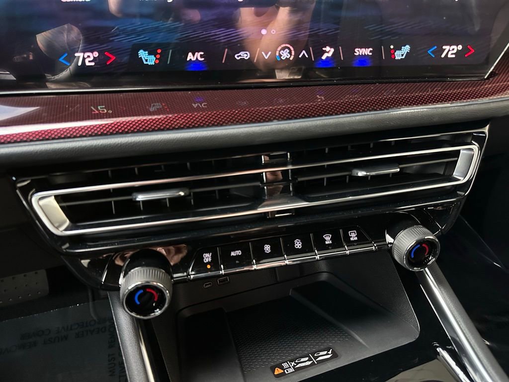 New 2026 Chevrolet Traverse Z71 w/ Enhanced Driving Package AWD/4WD image 25
