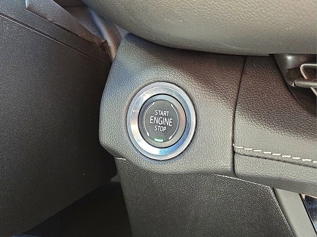 Used 2023 Buick Envision Preferred AWD/4WD image 31