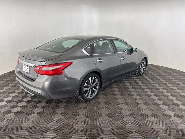 Used 2016 Nissan Altima 2.5 SR image 7