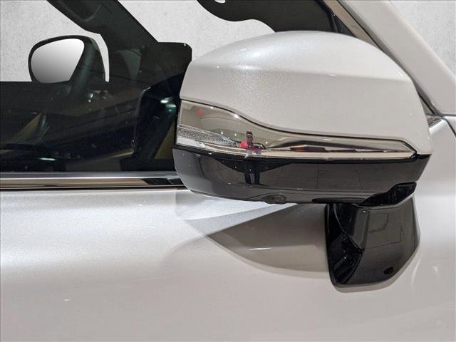 New 2026 Lexus LX 700h Luxury image 6