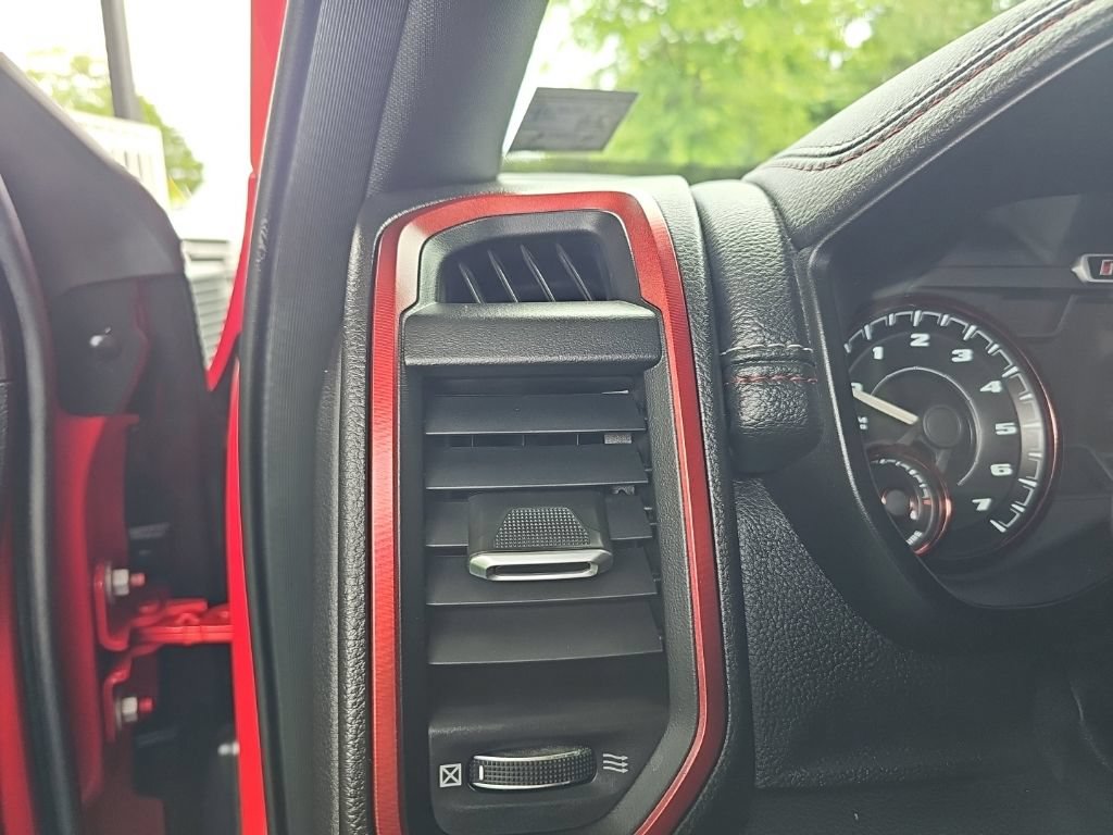 Used 2019 RAM 1500 Rebel AWD/4WD image 11