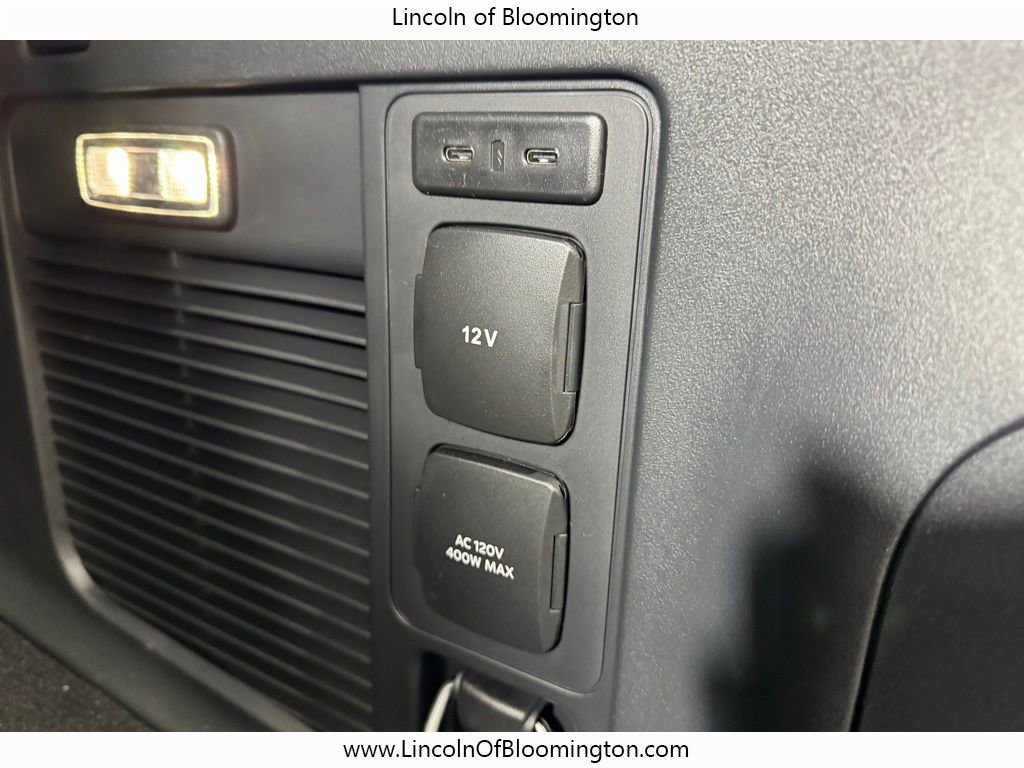 New 2025 Lincoln Navigator L Reserve w/ Jet Appearance Package image 18