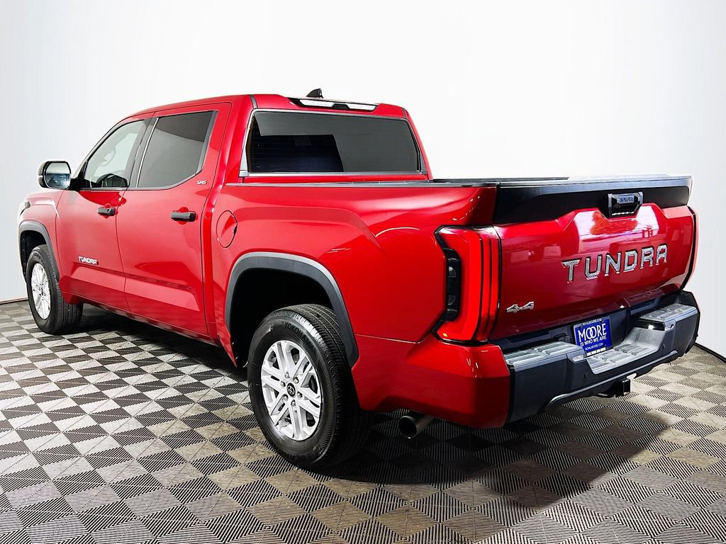 Used 2022 Toyota Tundra SR5 w/ SR5 Convenience Package AWD/4WD image 5