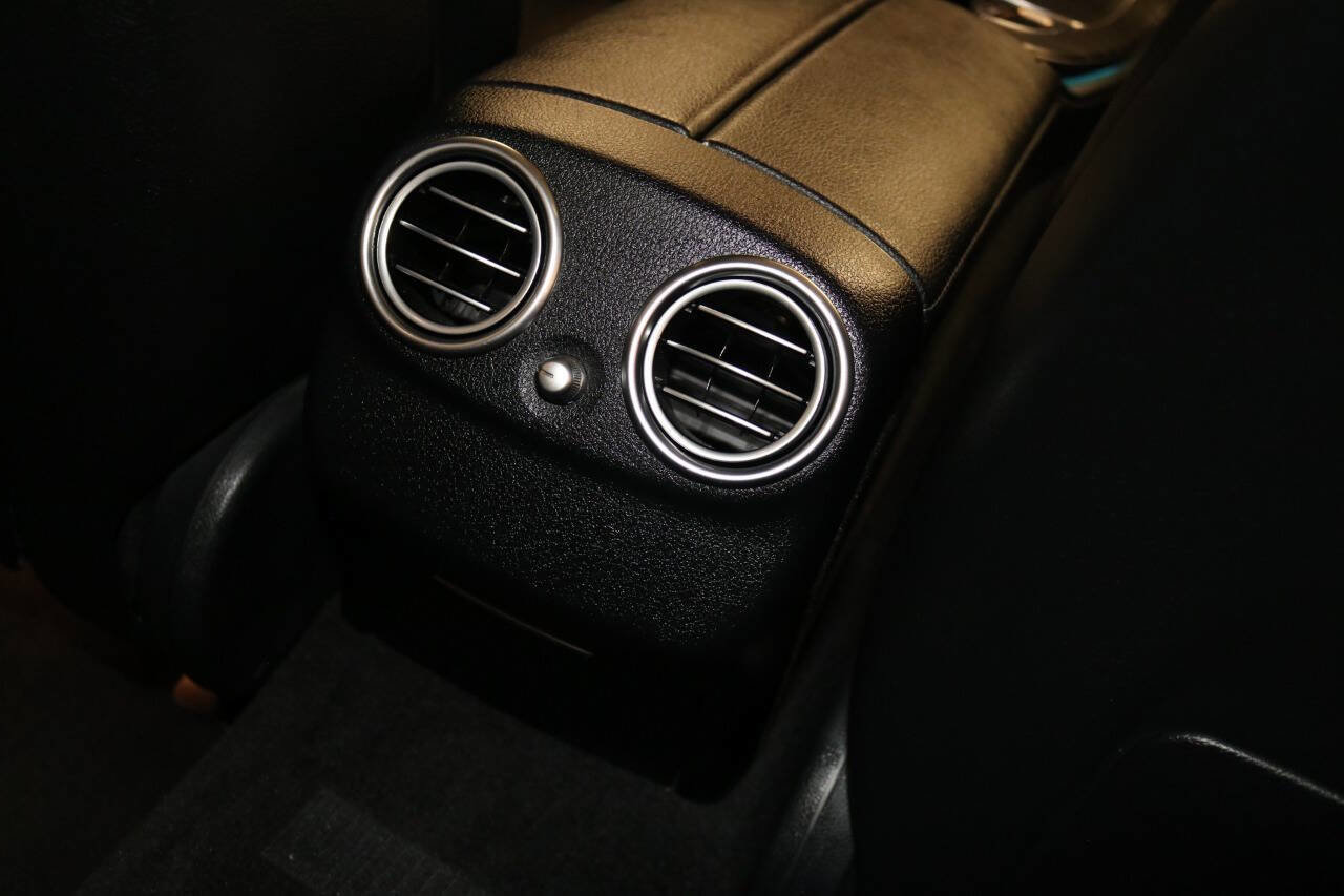 Used 2020 Mercedes-Benz E 350 Sedan image 66