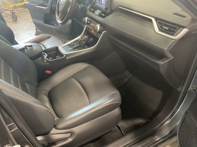 Used 2021 Toyota RAV4 XLE Premium AWD/4WD image 20