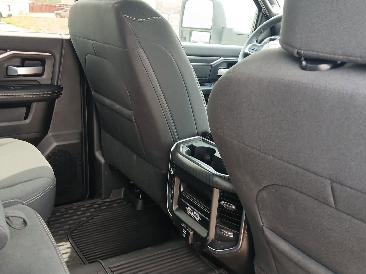 Used 2025 RAM 3500 Big Horn image 58
