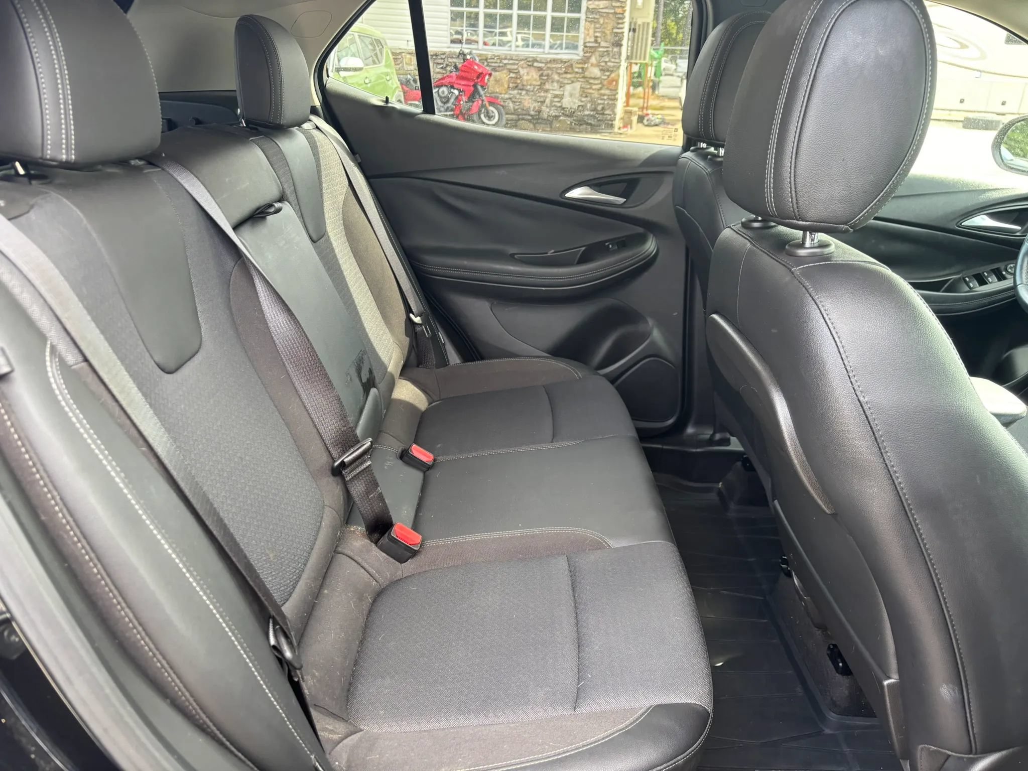 Used 2021 Buick Encore GX Select FWD image 18