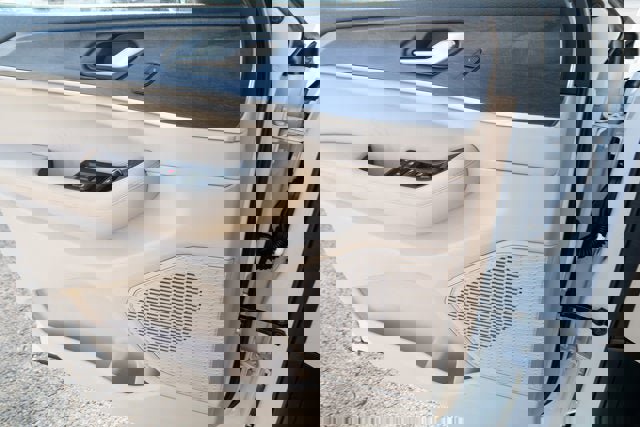 New 2025 Jeep Grand Cherokee L Limited w/ Luxury Tech Group II image 26