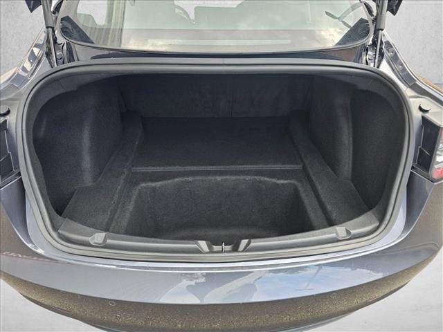 Used 2018 Tesla Model 3 Long Range RWD image 13