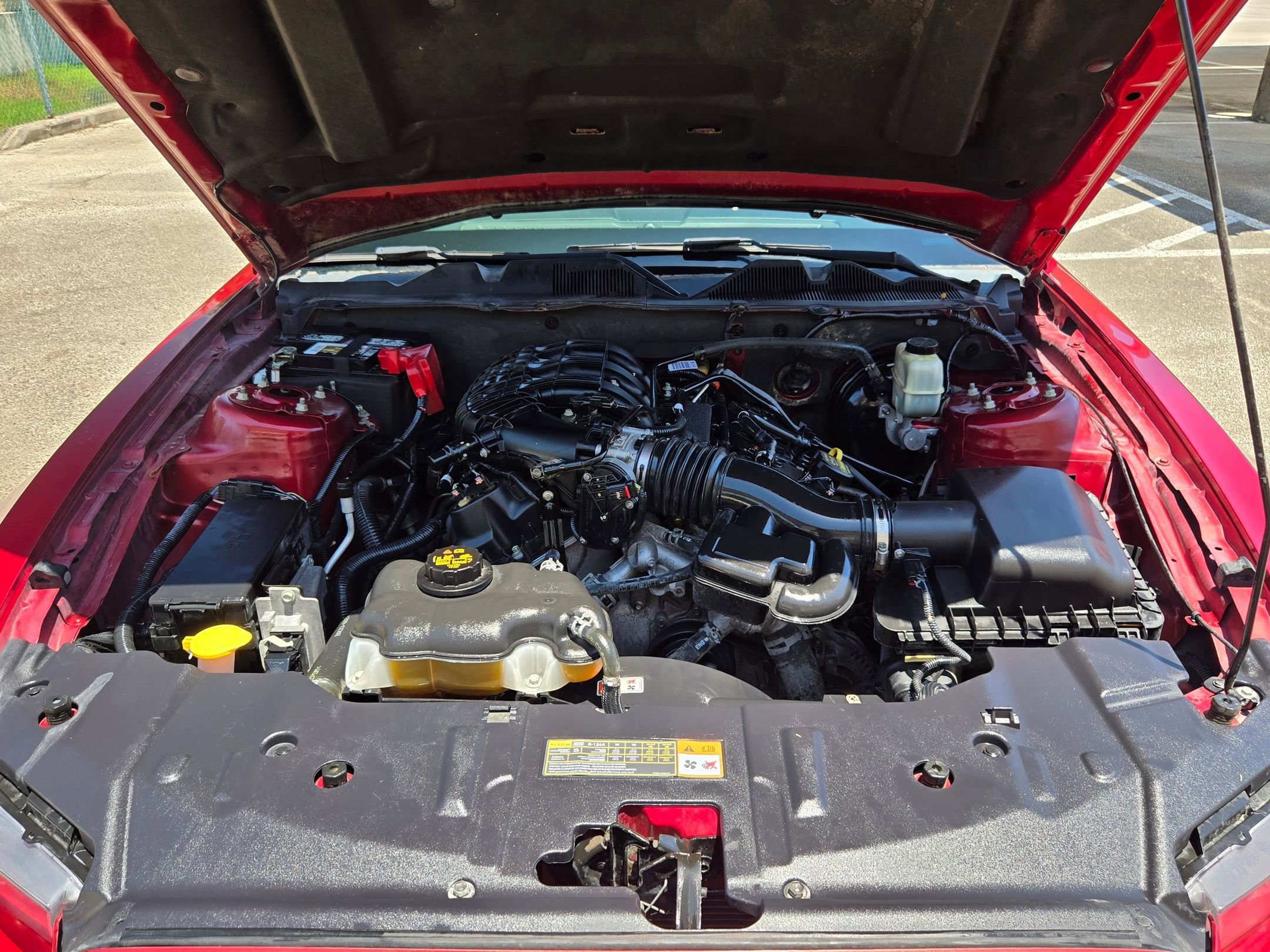 Used 2014 Ford Mustang Premium RWD image 29