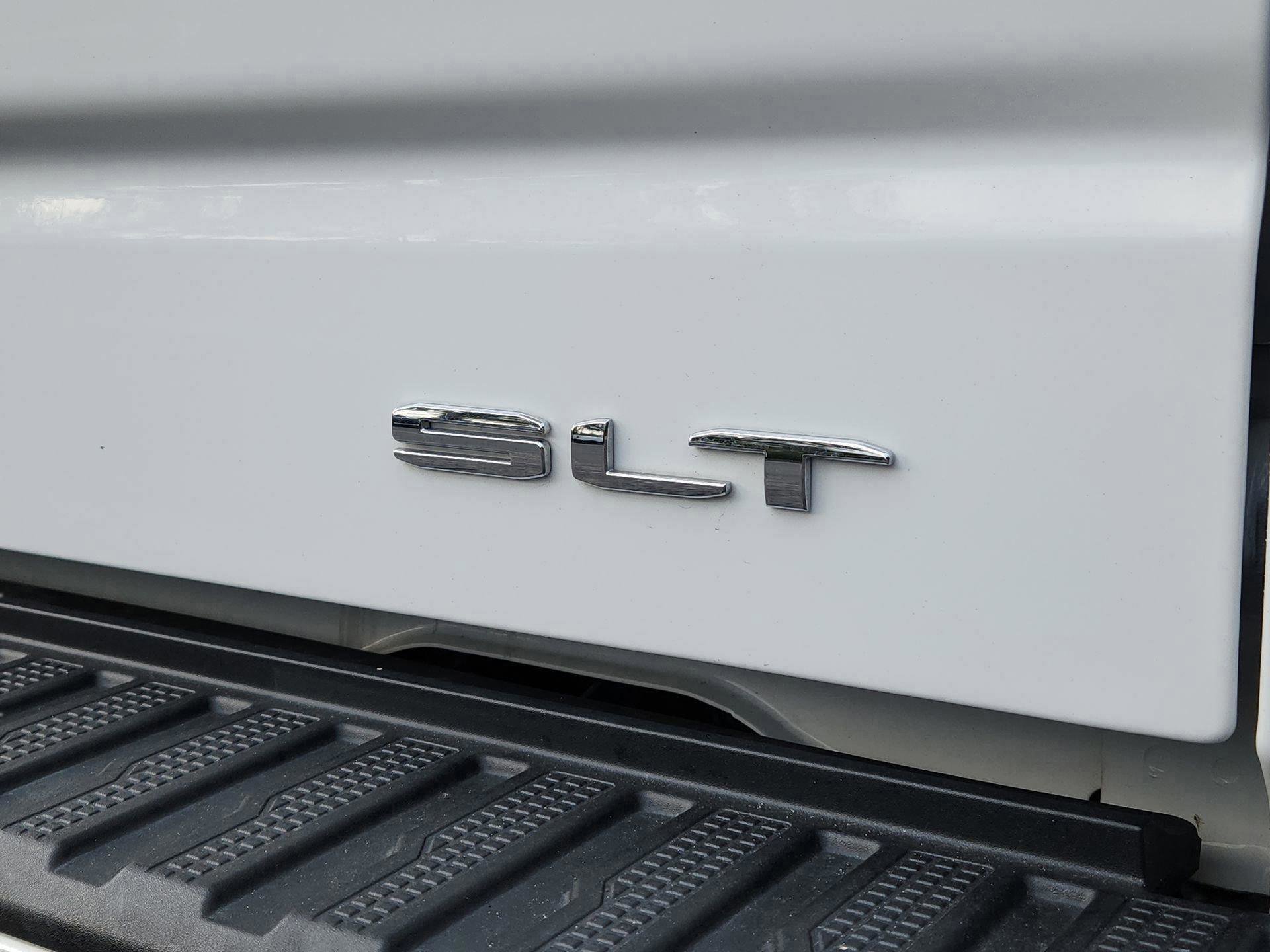 Used 2024 GMC Sierra 1500 SLT image 8