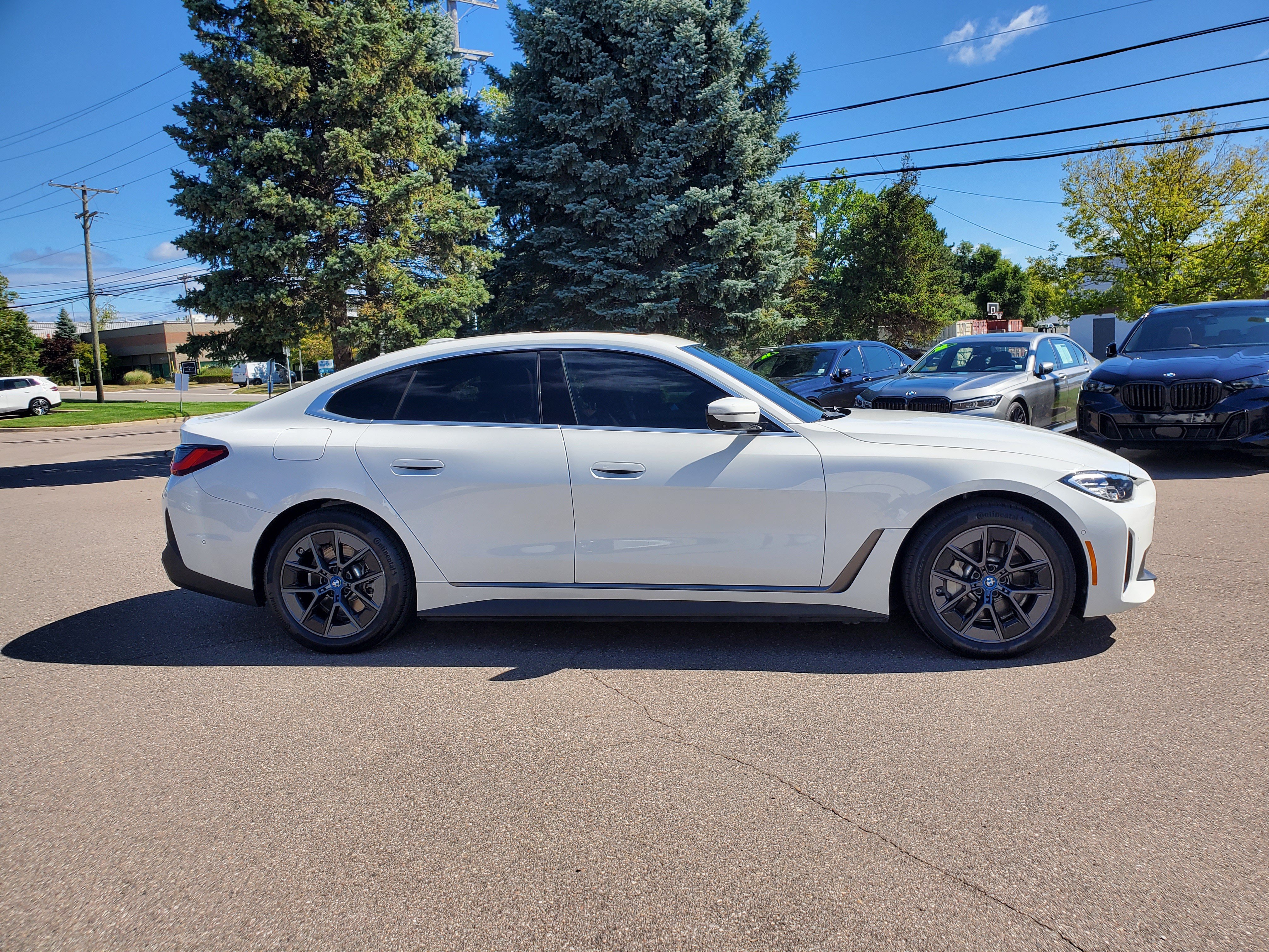 Certified 2023 BMW i4 eDrive35 w/ Premium Package RWD image 6