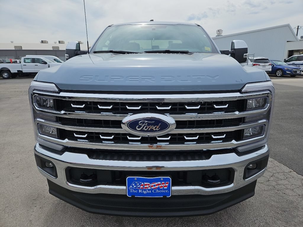 New 2026 Ford F350 Lariat w/ Chrome Package AWD/4WD image 3